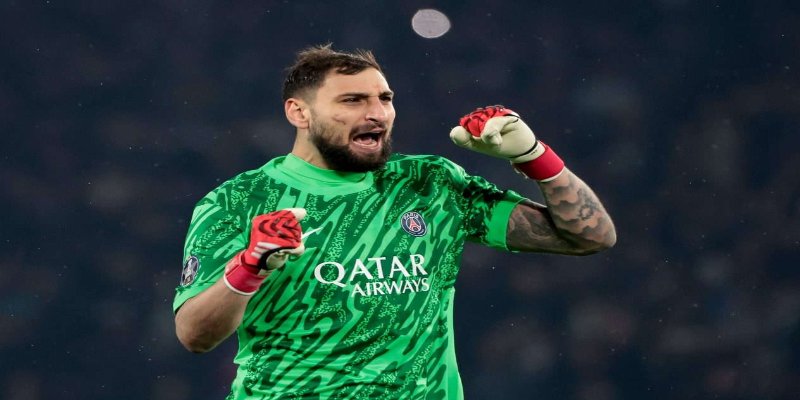 Không thể ngó lơ! 3 lý do MU phải có Donnarumma